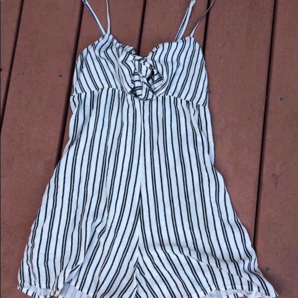 Billabong Striped Romper.size L - Picture 2 of 6
